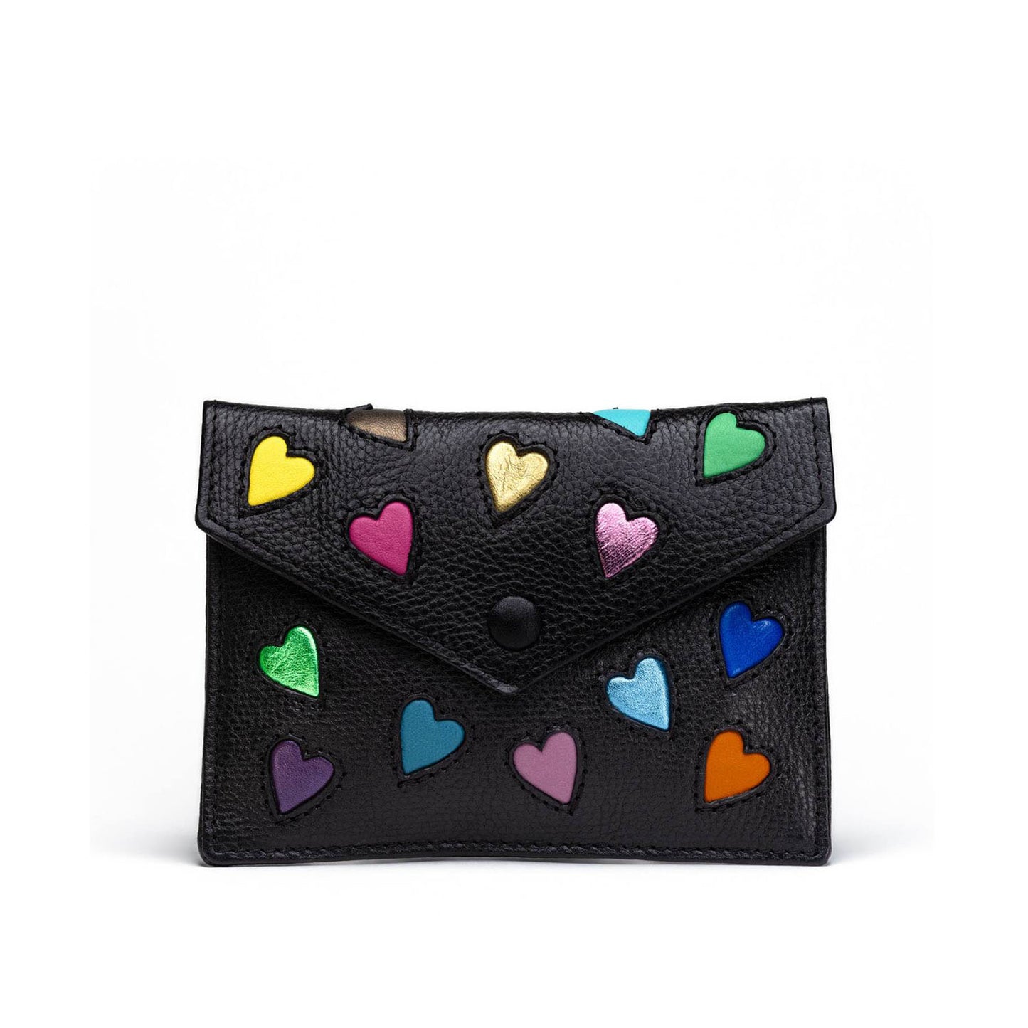pochette passeport Bisou fabriqué dans notre atelier à Paris. Cuir tannage végétal avec ornementations en agneau. Possibilité de personnalisation.