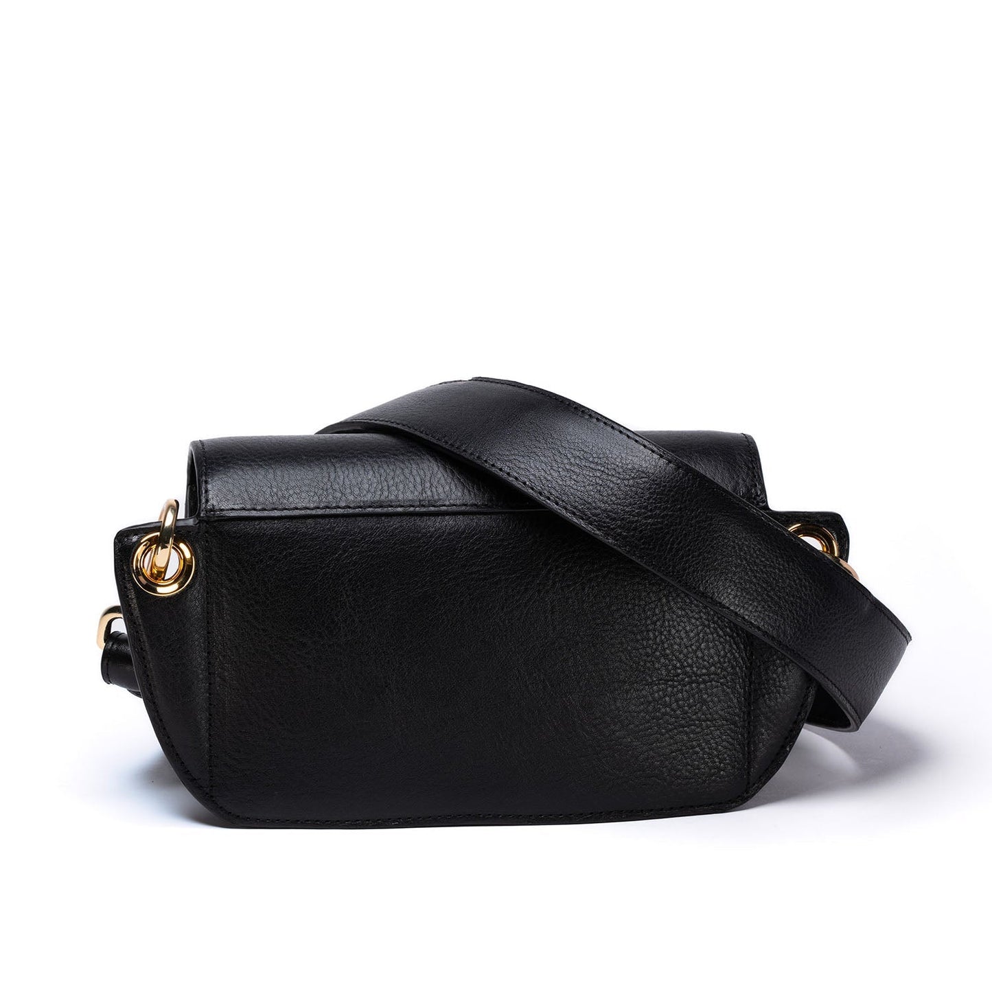 Sac bandoulière fabriqué à Paris. Maroquinerie artisanale made in France. Artisan maroquinier français. Sac à main réalisé en petite série. Cuir italien tannage végétal, mode locale et éco-responsable.